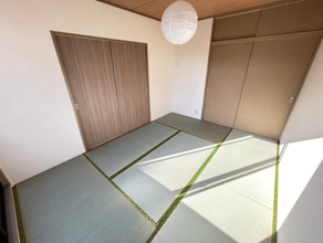 【寝室】