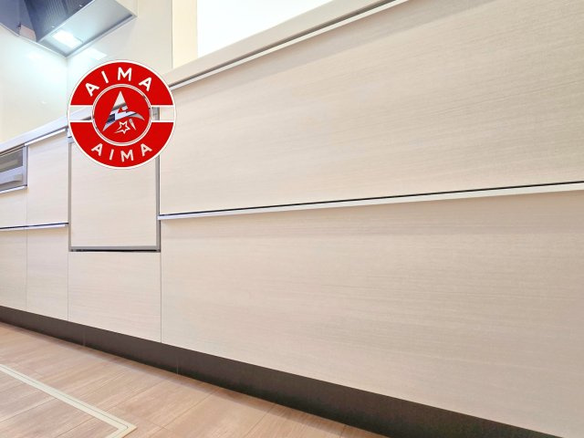 糟屋郡新宮町湊第1-2棟（2号棟）の内観：施工例|ご家族を近くに感じられる対面キッチンのLDK。会話もはずみそうですね。