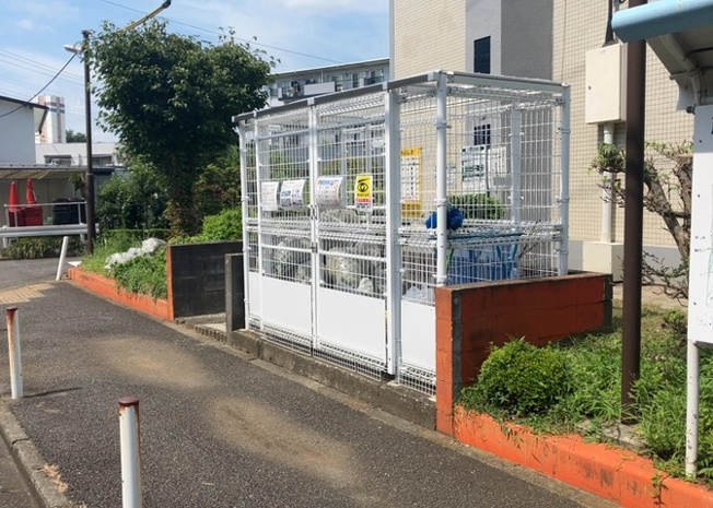 【設備】 | 藤の台団地１３号棟 | 共有部分は、住民なら誰もが使える設備のこと。例えば駐車場やエレベーター、インターネット設備、セキュリティ設備などがあります。他にも、マンションの廊下・外部階段やエントランス・ゴミ置き場などがあります。