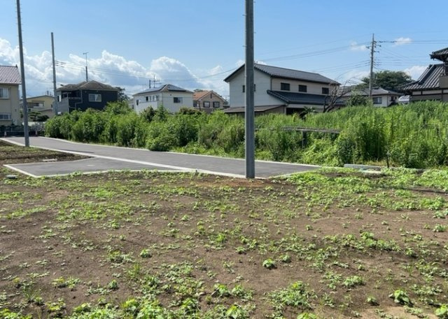 【外観】 | 土地の面積＝住宅面積ではありません。建ぺい率の問題などで、土地のある場所によって住宅を建てられる面積は限られています。高さもしかり、「土地」という言葉の中には、建築条件も含まれると考えておきましょう。