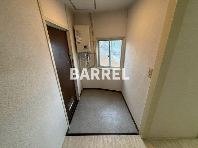桜ハイツ本町の玄関
