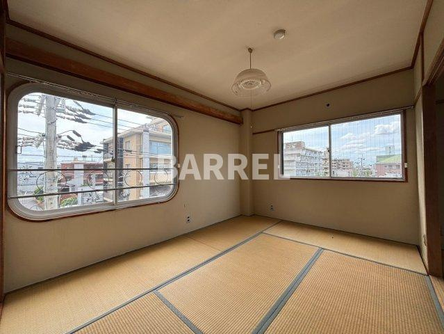 たかみビルの寝室