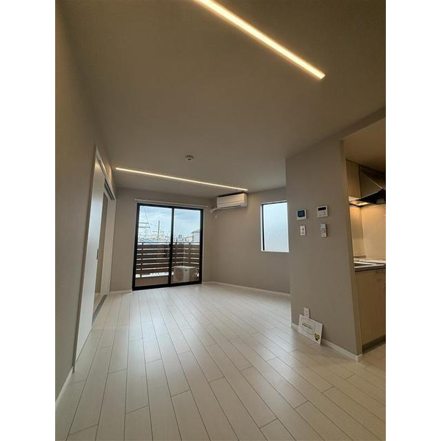 St.Residence南津の辺の居間・リビング