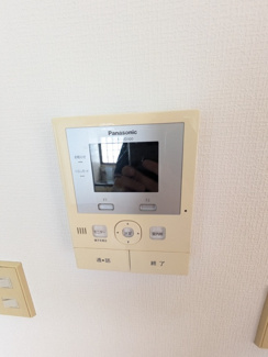 ★訪問者確認で安心モニターフォン★