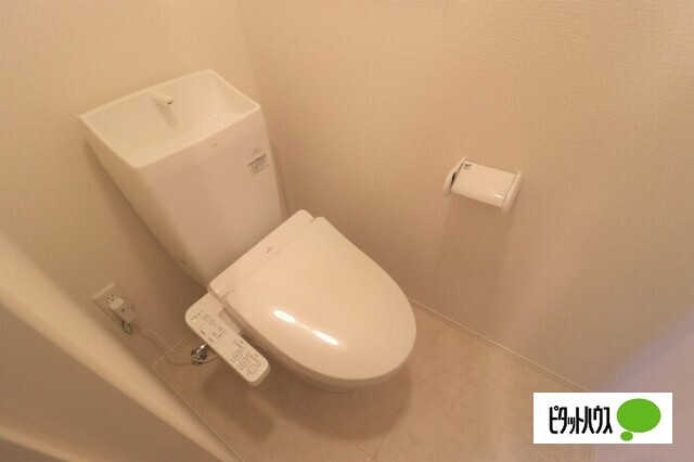 D-ROOM三河町のトイレ