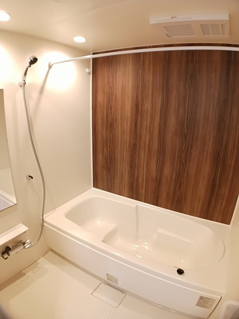 ルーツショアⅠの浴室
