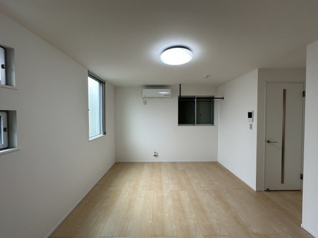 ｍａｉｓｏｎ ＳＡＮＧＵＢＡＳＨＩ Ⅰの居間・リビング