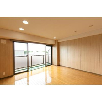【居間・リビング】 | サンハイム | ※写真は同タイプ住戸です。