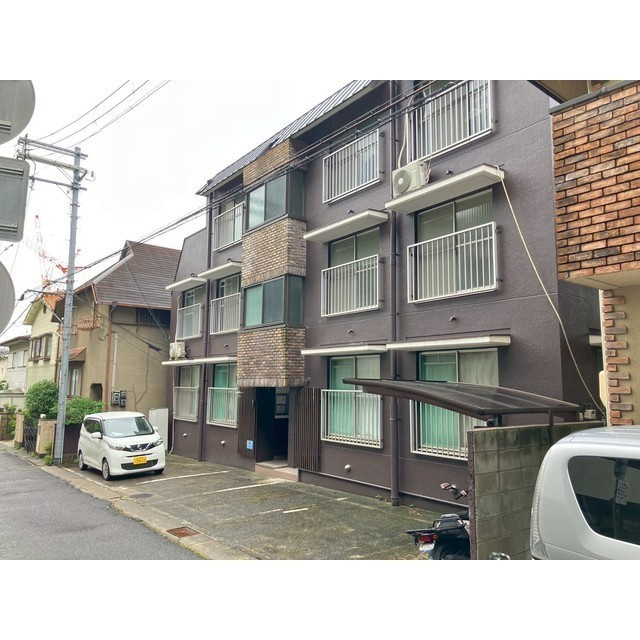 グリーンヒル山本通の外観