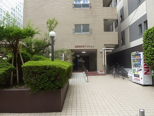 越前堀永谷マンションのエントランス