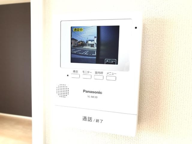 ヴァンヴェール・前橋Ⅲの内装|カメラ付インターホン