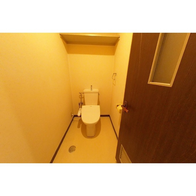 岐阜市東栄町１丁目のアパートのトイレ