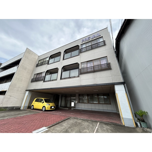 岐阜市東栄町１丁目のアパートの外観