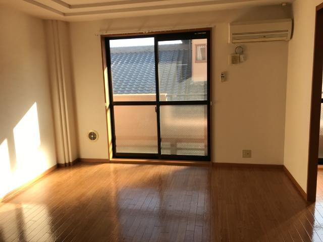 ワンロード・加茂川の居間・リビング|リビング