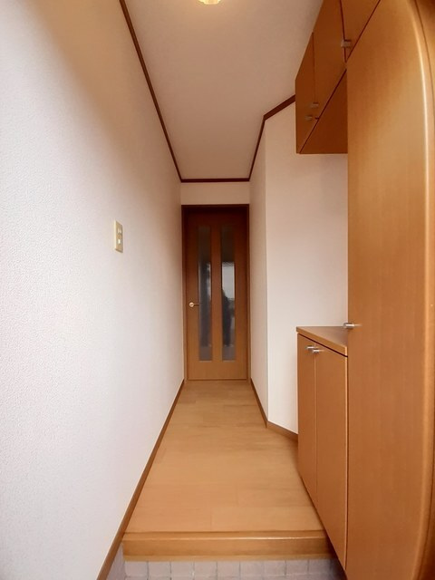 フロンティア宮ノ下の玄関