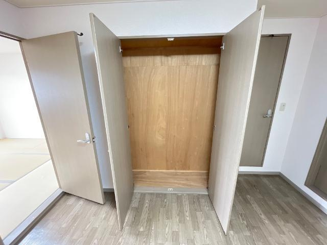 シャトー長沢の内装|室内