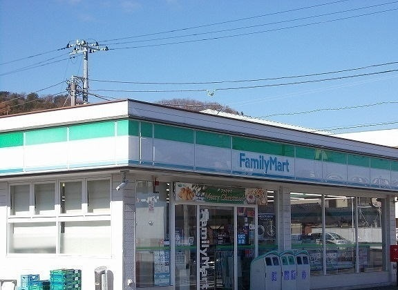 コウヒロハイムＣの周辺|その他「ファミリーマート三島壱町田店まで650m」