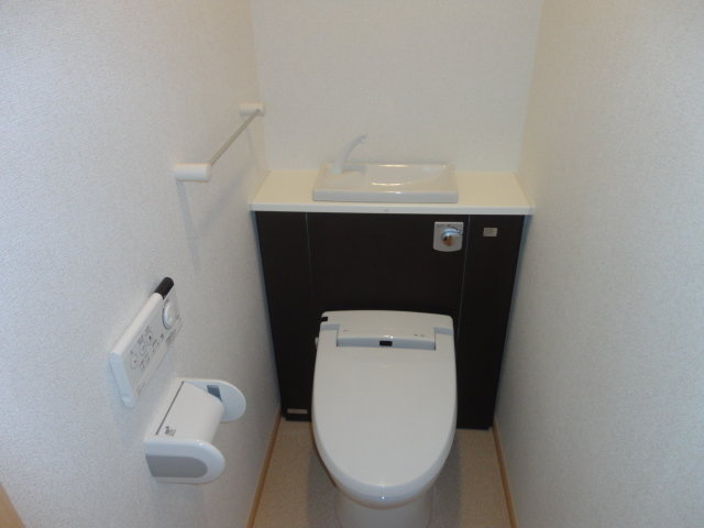 カーサレイメイＡのトイレ