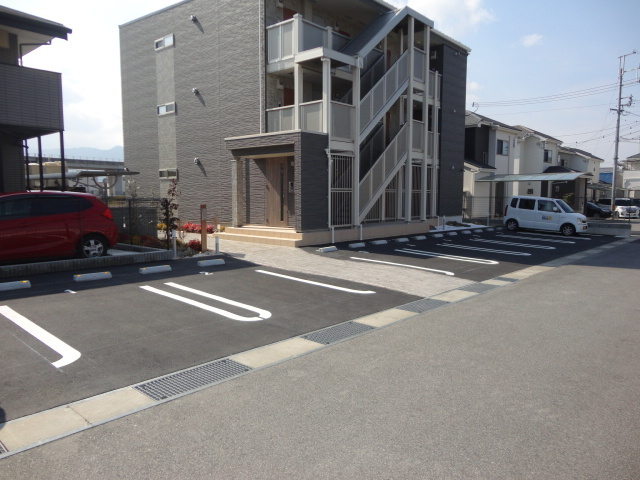 キアーロ下田の駐車場
