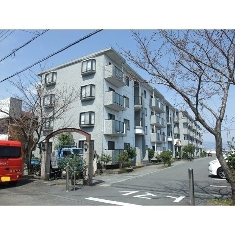 アヴニールドゥモエの外観