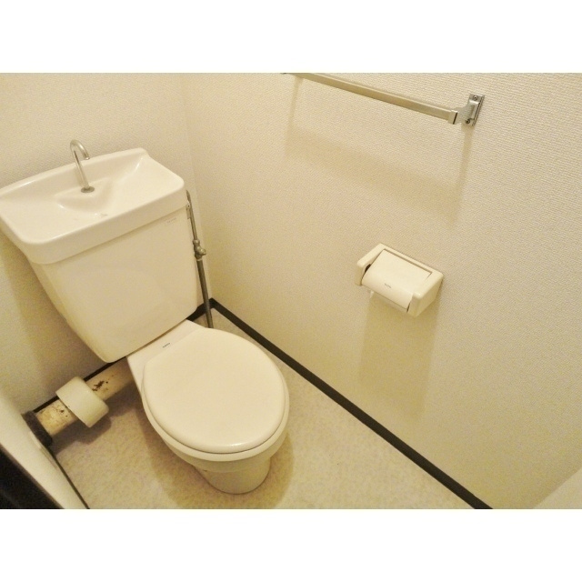 アヴニールドゥモエのトイレ