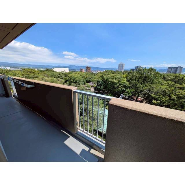 三島市一番町の賃貸マンションのバルコニー