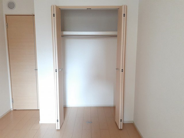 マーブル　Ⅲの収納|小物を収納するのに便利です