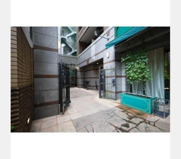 【エントランス】