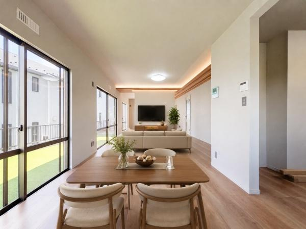 横浜市青葉区美しが丘西２丁目の中古一戸建の居間・リビング|自慢したくなるリビング！
形も良く家具の配置にも困りません。
※家具等はＣＧでの参考レイアウトです。