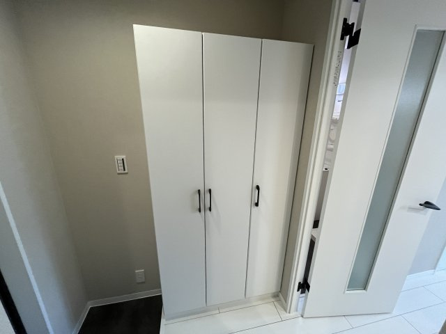 St.Residence南津の辺の玄関