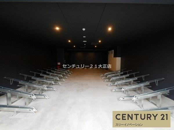 フォーリアライズ弁天町クロスの駐車場|★駐輪場★
