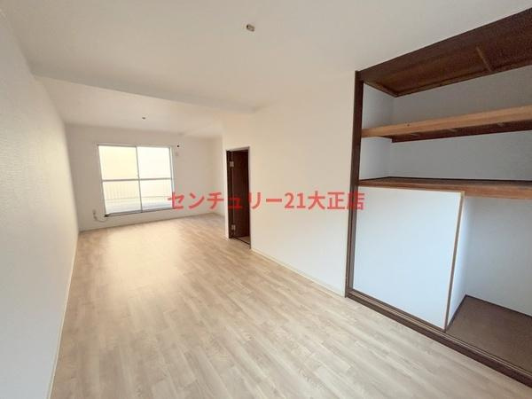 南恩加島テラスハウスの洋室