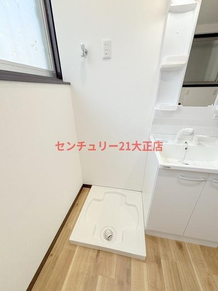 泉尾貸家の洗面所