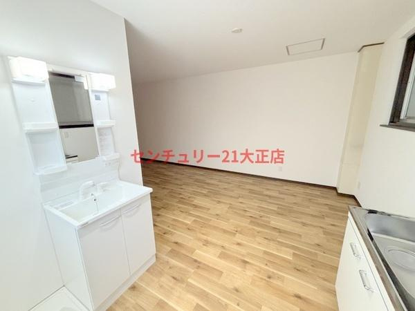 泉尾貸家の洋室