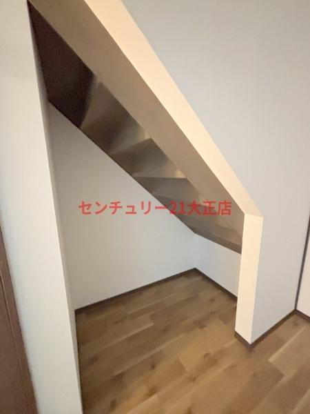 泉尾貸家の収納