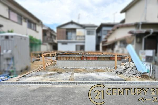 クレイドルガーデン川西町 ／新築一戸建のその他|■現地撮影写真■駐車スペース２台完備！