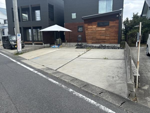 岡崎市福岡町・中古戸建の駐車場|３台駐車できます
