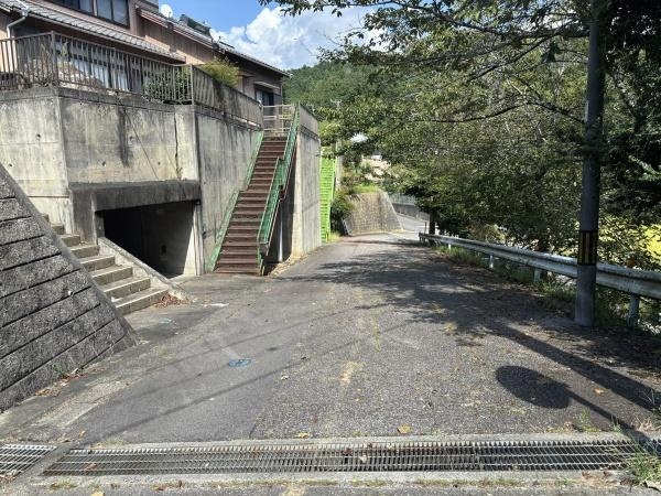 岡崎市保久町・中古戸建の前面道路含む現地写真|前面道路です。