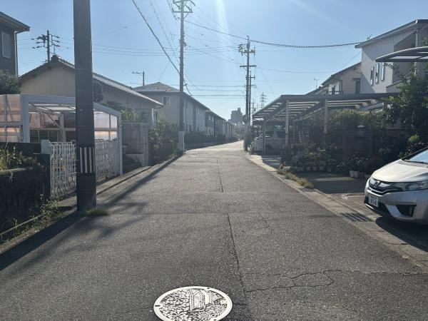 岡崎市美合西町・中古戸建の前面道路含む現地写真|前面道路です。