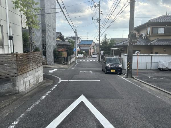 岡崎市中町3丁目・中古戸建の前面道路含む現地写真|前面道路です。