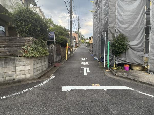 岡崎市中町3丁目・中古戸建の前面道路含む現地写真|前面道路です。