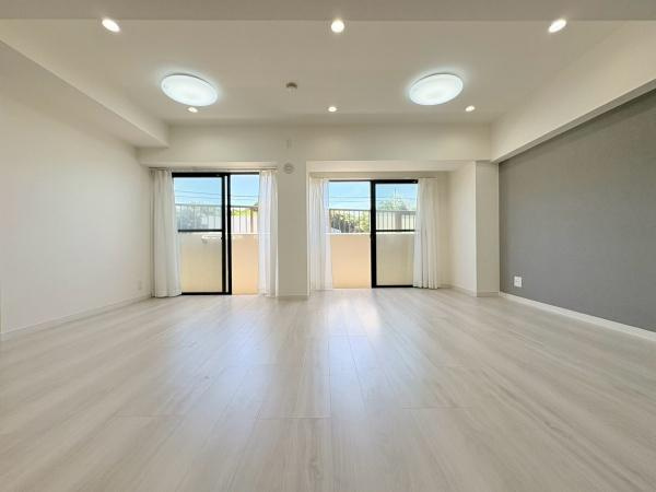 ライオンズマンション湘南秋谷の居間・リビング