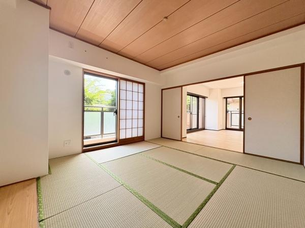 ナイスパークステージ東戸塚の和室|和室8帖！リビングに繋がる和室で来客やご家族が帰られた際のお部屋としてもお使いいただけます。