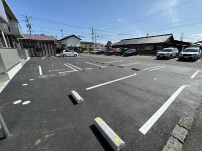 【駐車場】 | アヴニール西福原　２