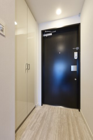 プラウドフラット亀戸ステーションプレイスの玄関|ゆったりとした玄関です
