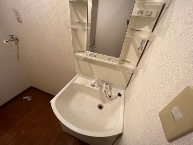 アパートメントハウスイマイの洗面所|使いやすい洗面所です