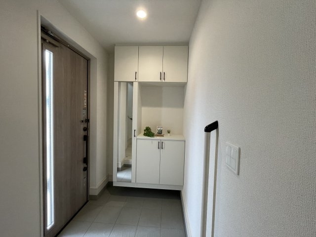 『八王子市新築戸建て』八王子市中野上町5-29-3【仲介手数料無料】　０１期の玄関|～仲介手数料無料☆八王子ひなた不動産～八王子市中野上町　新築戸建て