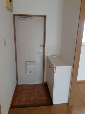 六田アパートＨＡＭＡＤＡの玄関