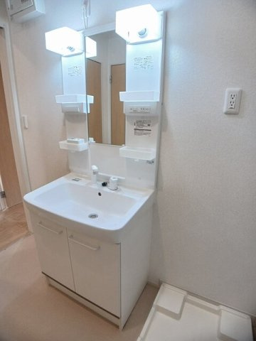薊の洗面所