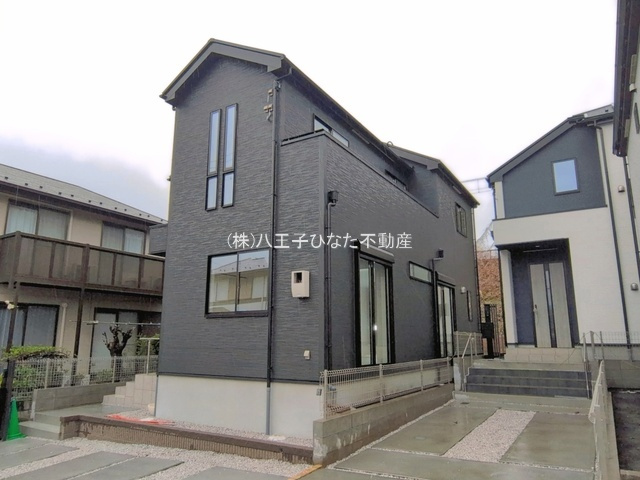 『八王子市新築戸建て』八王子市石川町1146-8【仲介手数料無料】　８期の外観|～仲介手数料無料☆八王子ひなた不動産～八王子市石川町　新築戸建て